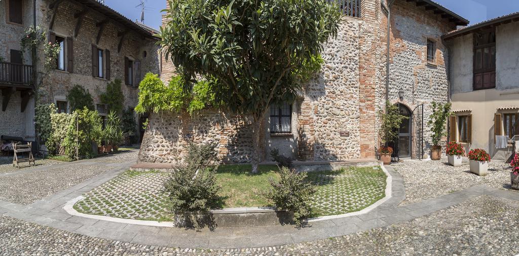 مبيت وإفطار Marne di Filago La Torre Medioevale المظهر الخارجي الصورة